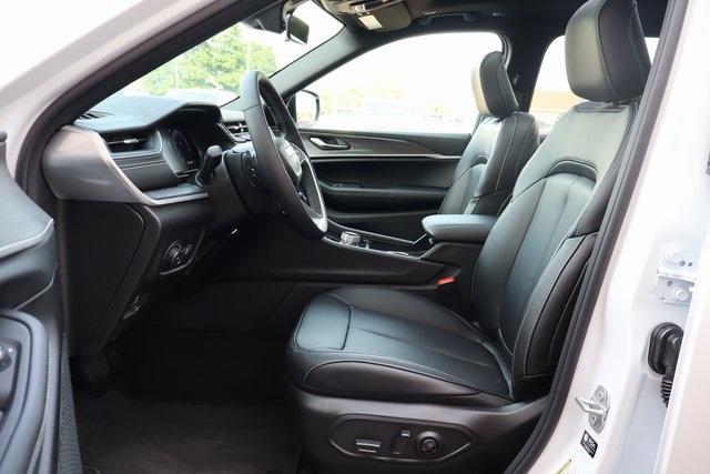 new 2025 Jeep Grand Cherokee L car, priced at $48,751