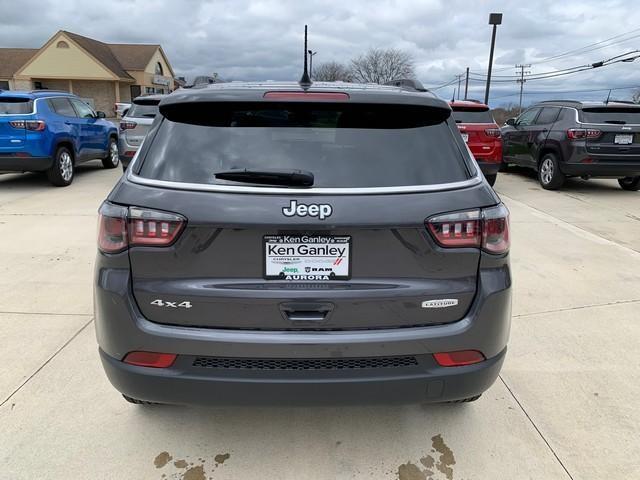 new 2024 Jeep Compass car, priced at $28,204