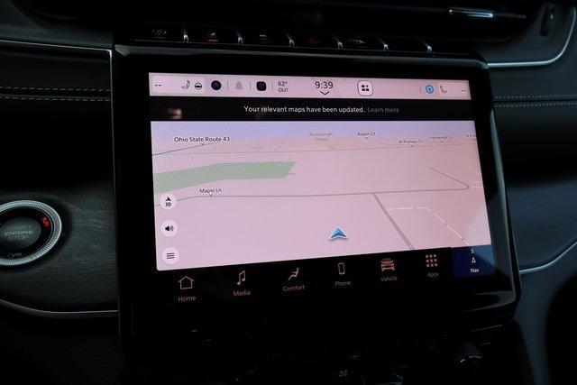 new 2025 Jeep Grand Cherokee car, priced at $42,895