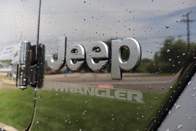 new 2025 Jeep Wrangler car, priced at $36,213