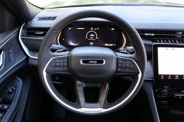 new 2025 Jeep Grand Cherokee L car, priced at $45,641