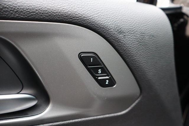 new 2026 Chrysler Pacifica car, priced at $43,646