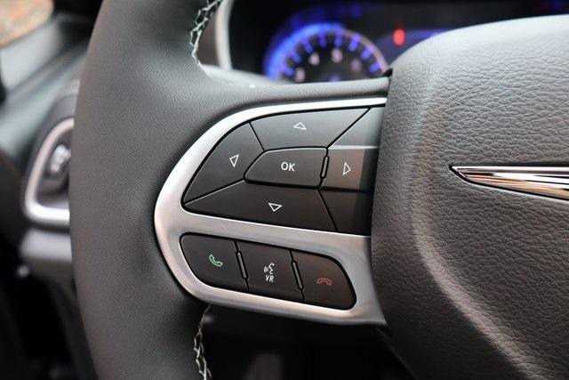 new 2026 Chrysler Pacifica car, priced at $43,646