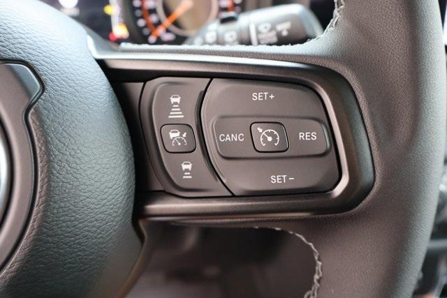 new 2025 Jeep Wrangler car, priced at $69,165