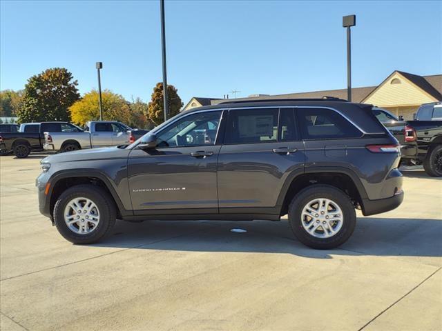 new 2025 Jeep Grand Cherokee car, priced at $38,663