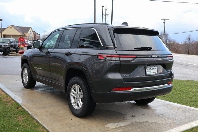 new 2025 Jeep Grand Cherokee car, priced at $38,906