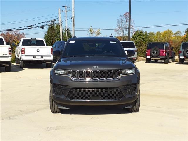 new 2025 Jeep Grand Cherokee car, priced at $37,163