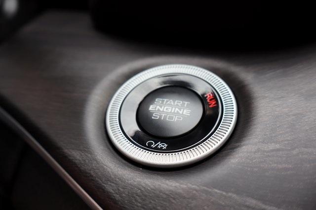 new 2025 Jeep Grand Cherokee car, priced at $43,431