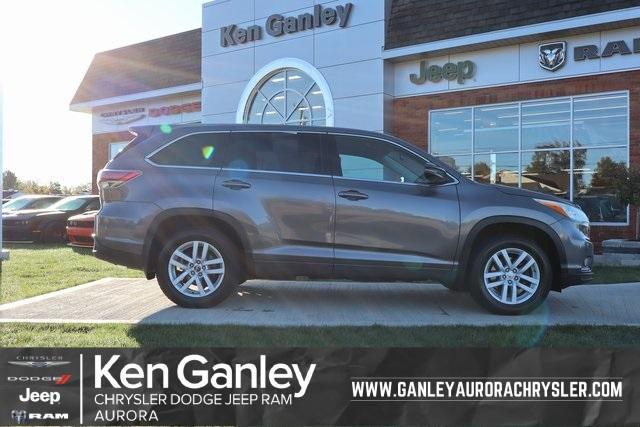 used 2015 Toyota Highlander car, priced at $14,900