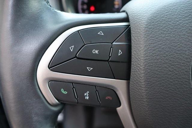 used 2020 Jeep Grand Cherokee car, priced at $27,900