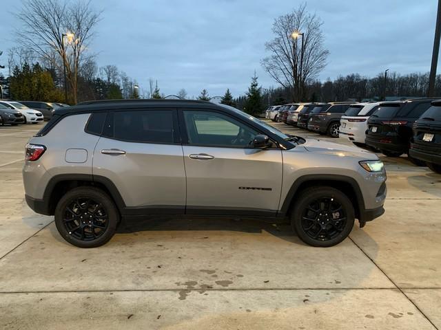 new 2024 Jeep Compass car, priced at $30,068