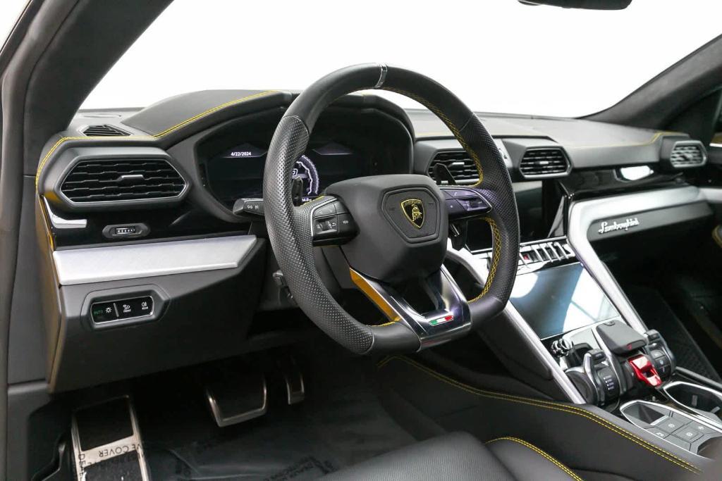 used 2020 Lamborghini Urus car, priced at $218,488