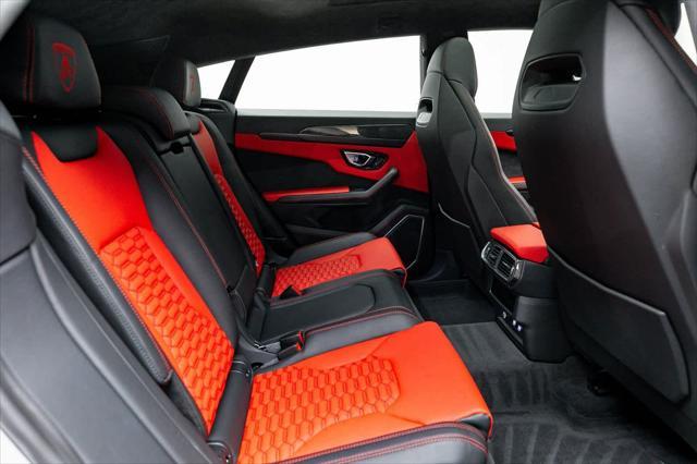 used 2021 Lamborghini Urus car, priced at $233,588