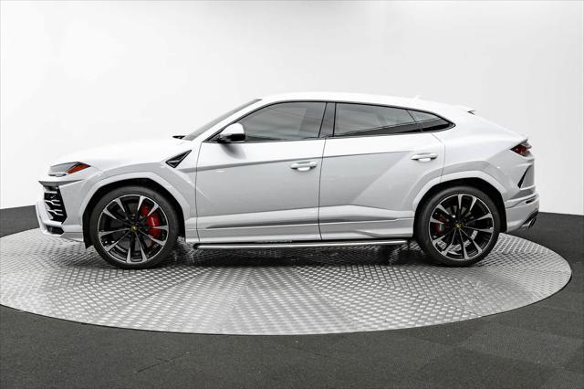 used 2021 Lamborghini Urus car, priced at $233,588