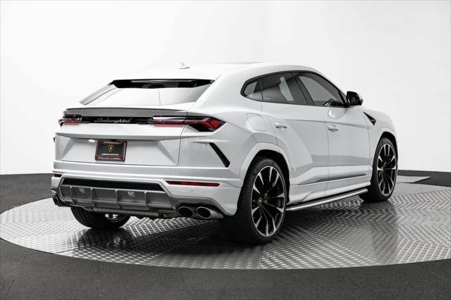 used 2021 Lamborghini Urus car, priced at $233,588