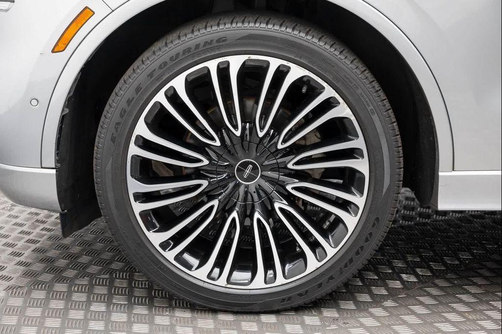 used 2020 Lincoln Aviator car, priced at $36,995