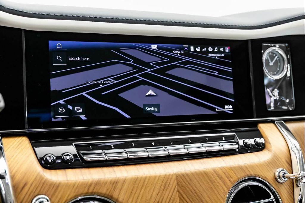 new 2025 Rolls-Royce Cullinan car, priced at $454,150