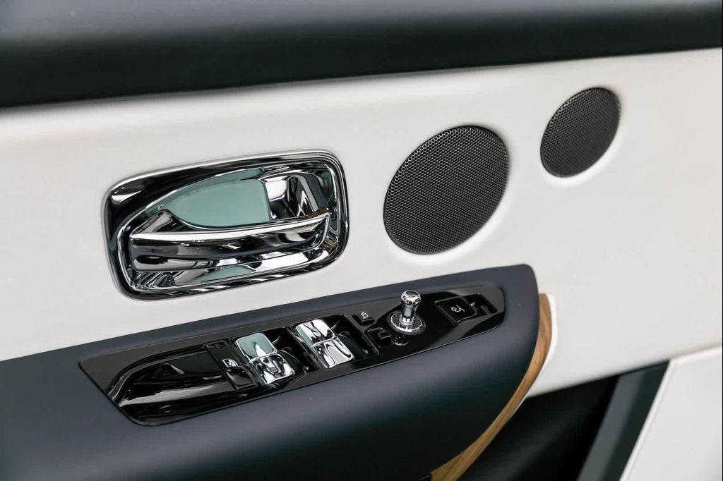 new 2025 Rolls-Royce Cullinan car, priced at $454,150