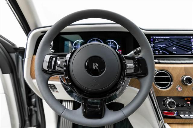 new 2025 Rolls-Royce Cullinan car, priced at $454,150
