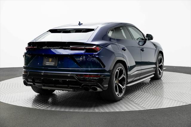 used 2021 Lamborghini Urus car, priced at $195,888