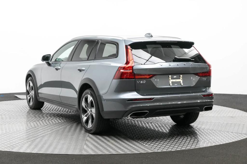 used 2020 Volvo V60 Cross Country car, priced at $31,588
