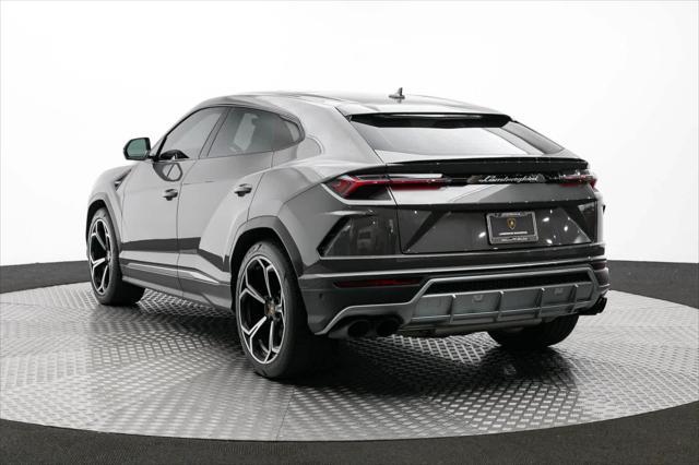 used 2022 Lamborghini Urus car, priced at $229,888