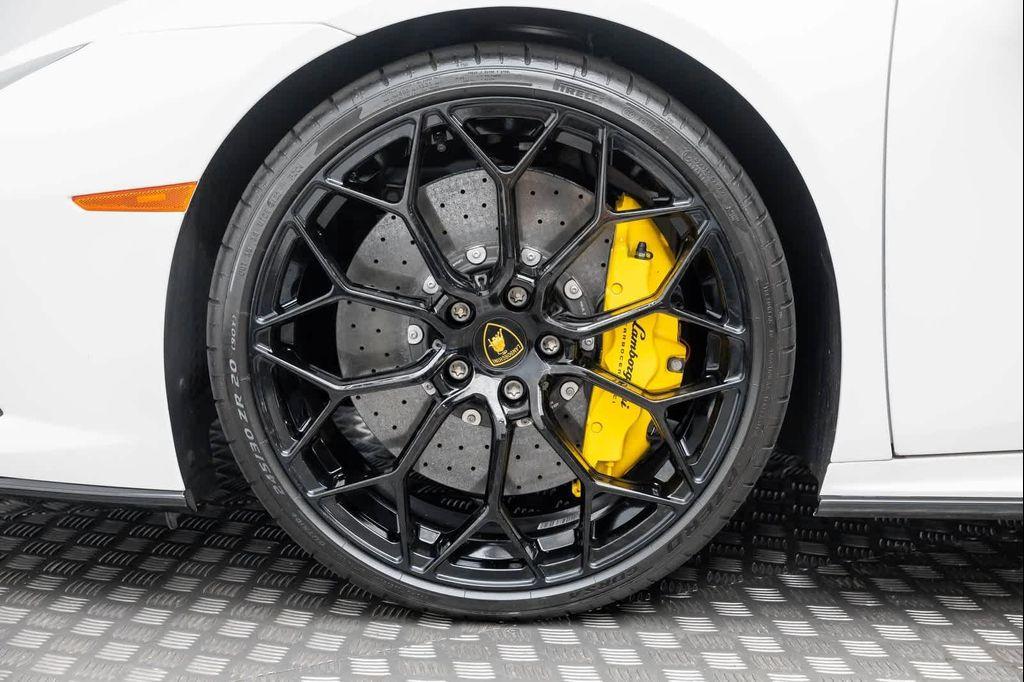 used 2022 Lamborghini Huracan EVO car, priced at $269,995