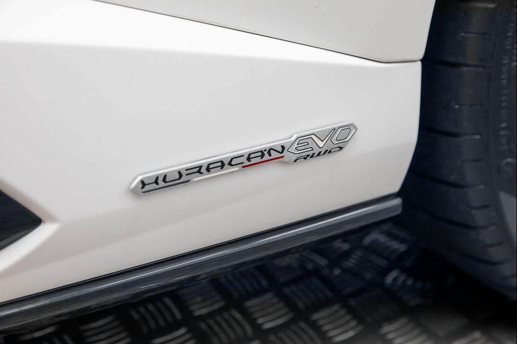 used 2022 Lamborghini Huracan EVO car, priced at $269,995