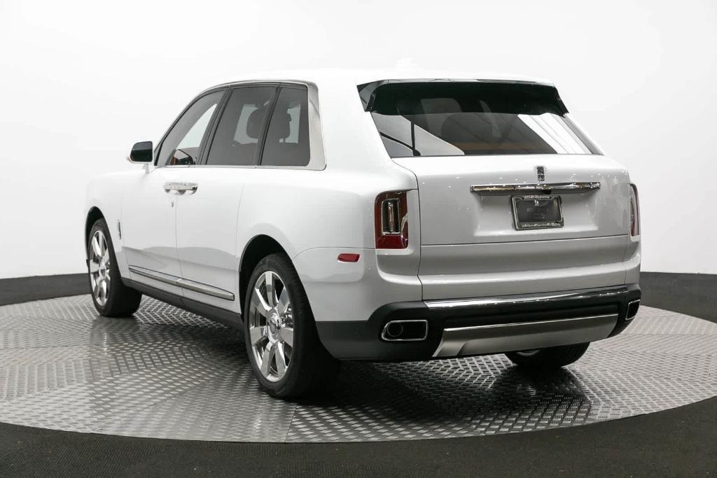 new 2024 Rolls-Royce Cullinan car, priced at $430,425