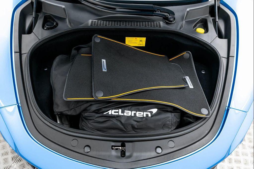 new 2025 McLaren Artura car, priced at $301,158