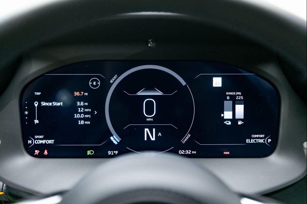 new 2025 McLaren Artura car, priced at $301,158