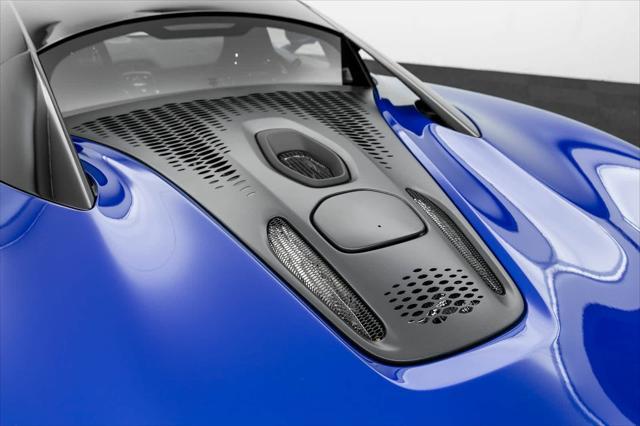 new 2025 McLaren Artura car, priced at $285,818