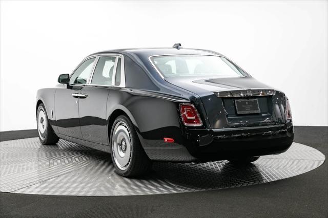 new 2024 Rolls-Royce Phantom car, priced at $623,950