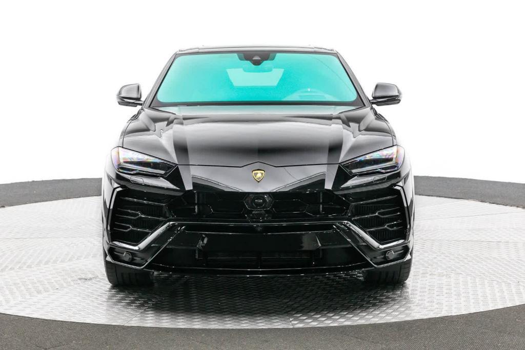 used 2022 Lamborghini Urus car, priced at $259,888