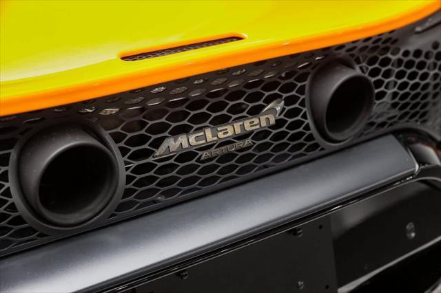 new 2025 McLaren Artura car, priced at $345,818