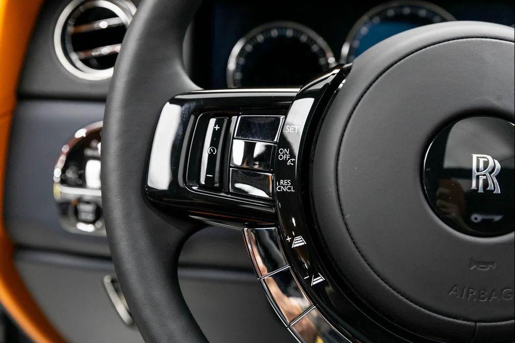 used 2024 Rolls-Royce Cullinan car, priced at $337,329