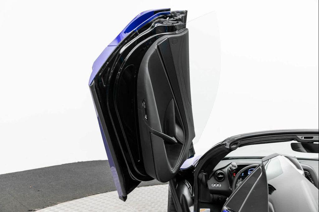 new 2025 McLaren 750S car, priced at $497,930