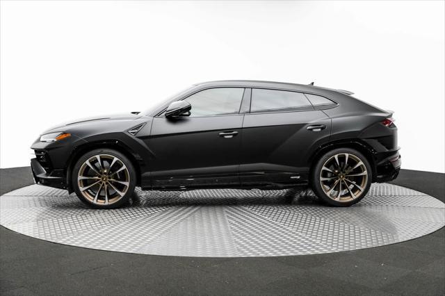 used 2023 Lamborghini Urus car, priced at $289,888