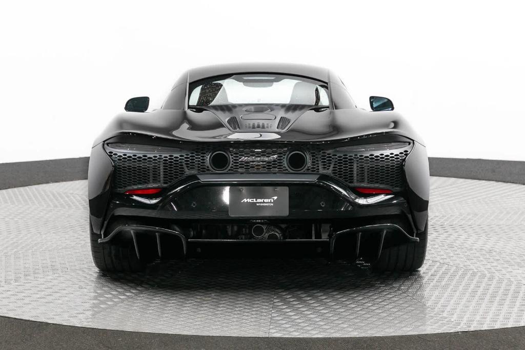 new 2023 McLaren Artura car, priced at $276,218