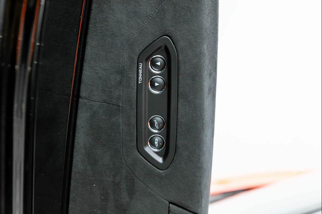 new 2025 McLaren 750S car, priced at $421,540