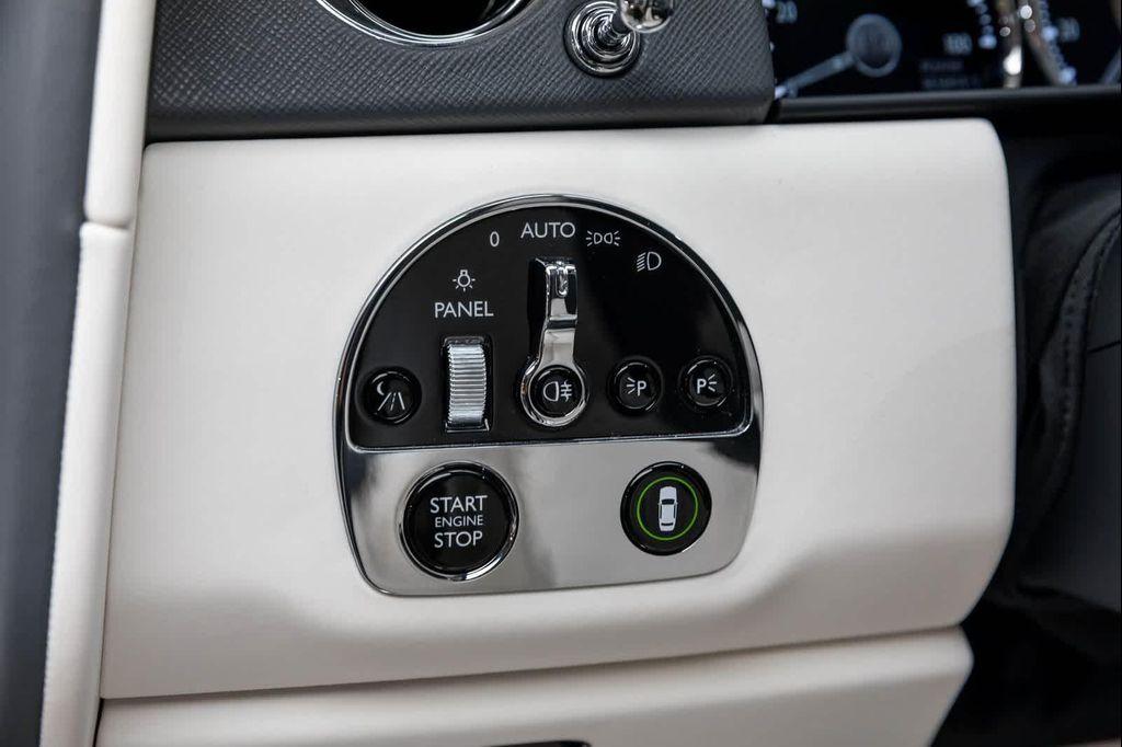 used 2022 Rolls-Royce Cullinan car, priced at $274,995