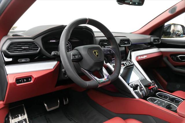 used 2022 Lamborghini Urus car, priced at $259,888