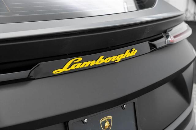 used 2019 Lamborghini Urus car, priced at $174,999