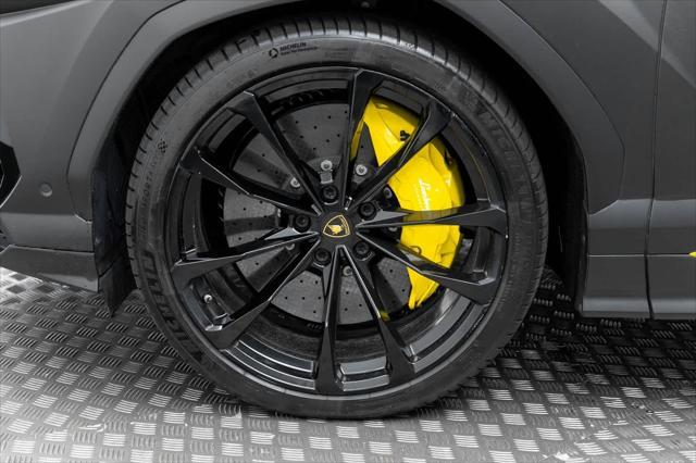 used 2019 Lamborghini Urus car, priced at $174,999