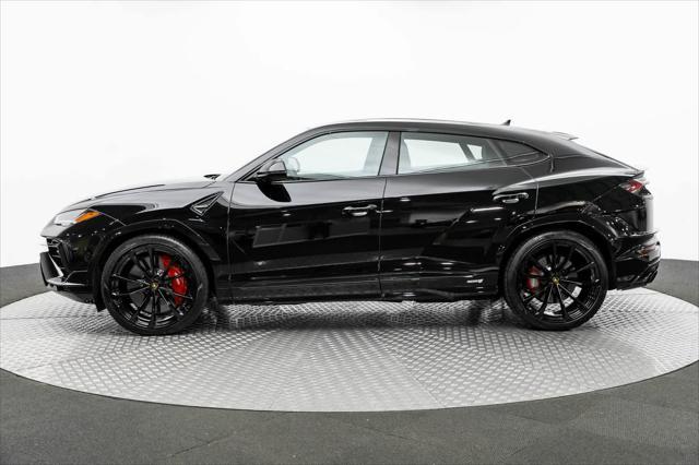 used 2023 Lamborghini Urus car, priced at $256,985