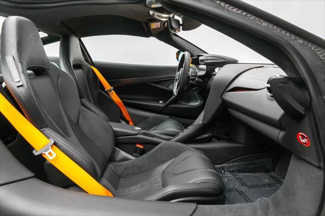 new 2024 McLaren 750S car, priced at $371,330