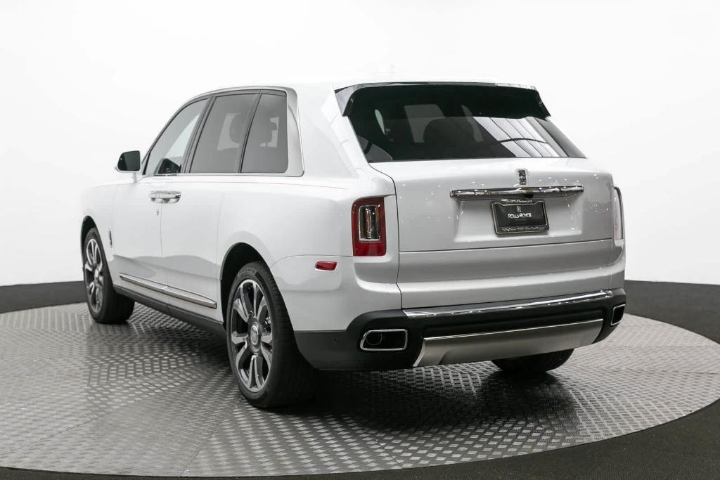 new 2024 Rolls-Royce Cullinan car, priced at $448,775