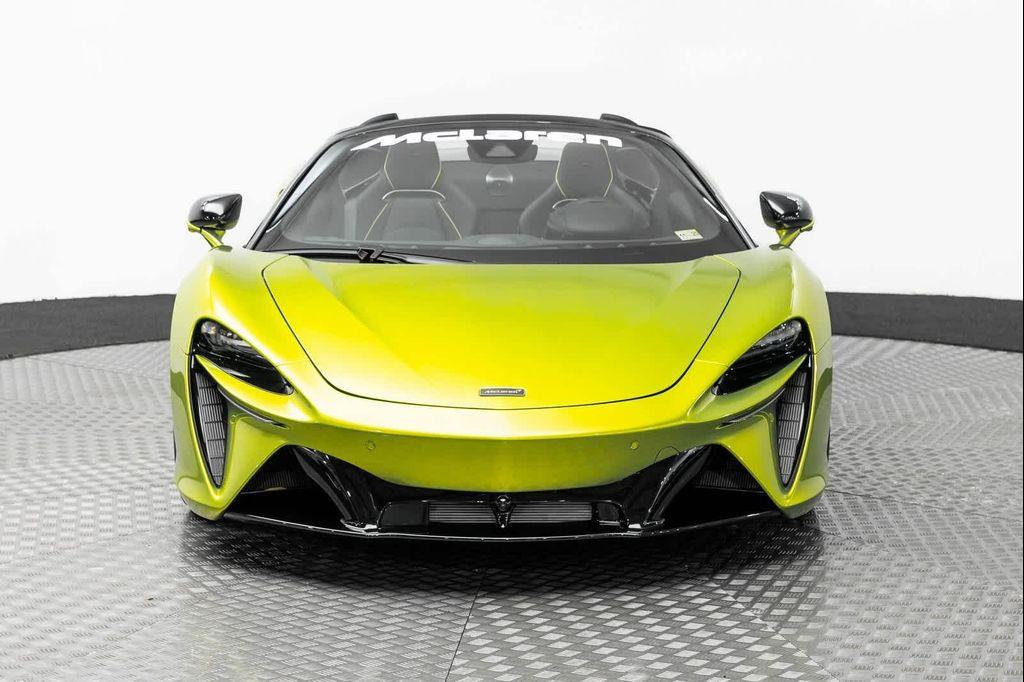 used 2025 McLaren Artura car, priced at $299,999