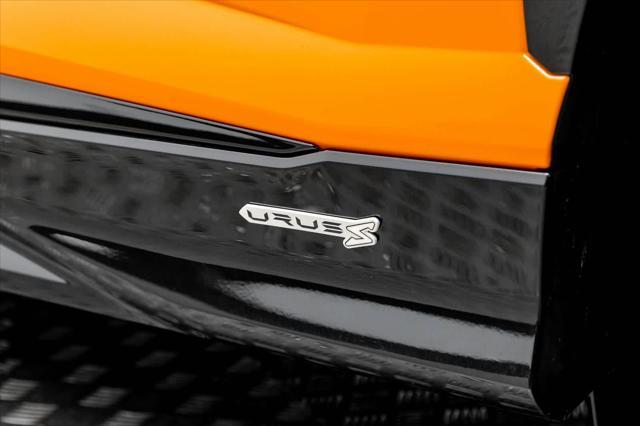 used 2024 Lamborghini Urus car, priced at $285,000