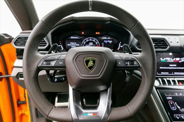 used 2024 Lamborghini Urus car, priced at $285,000
